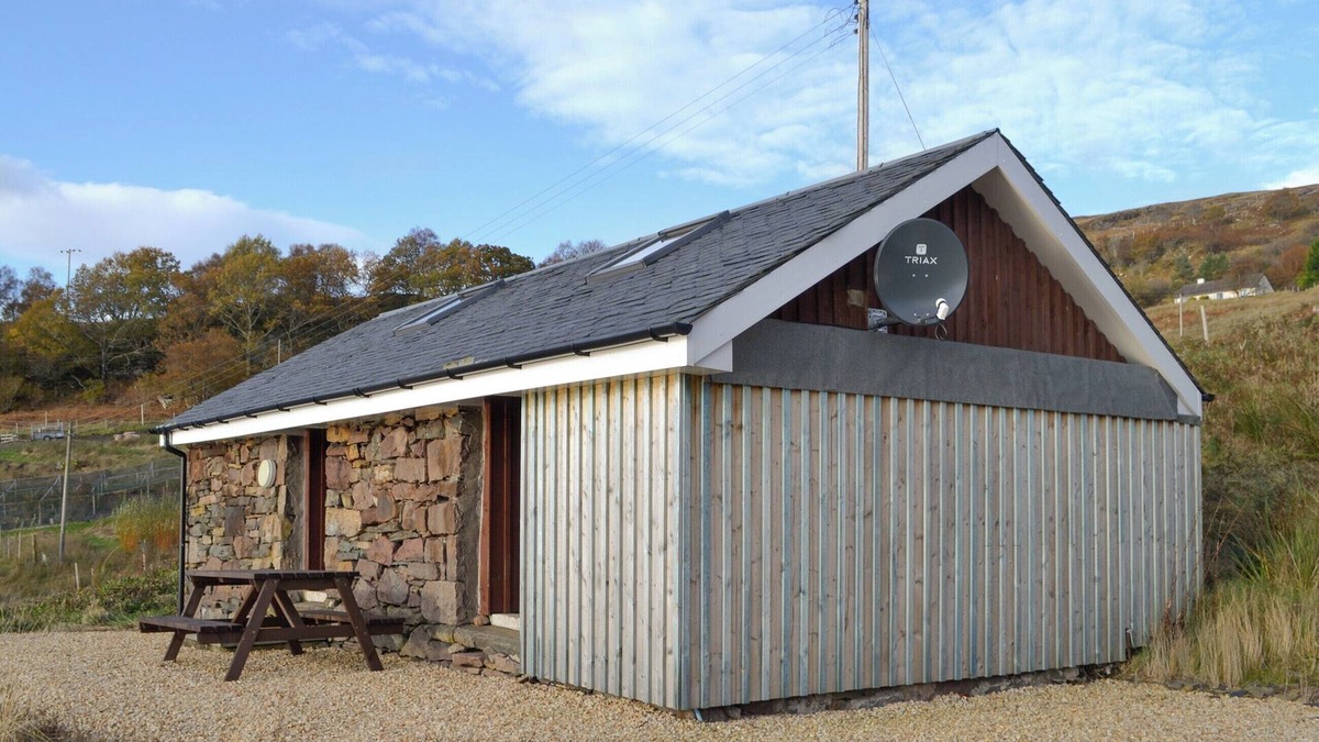 Diabaig Cottage | Mango Pony's Bothy - UK31959