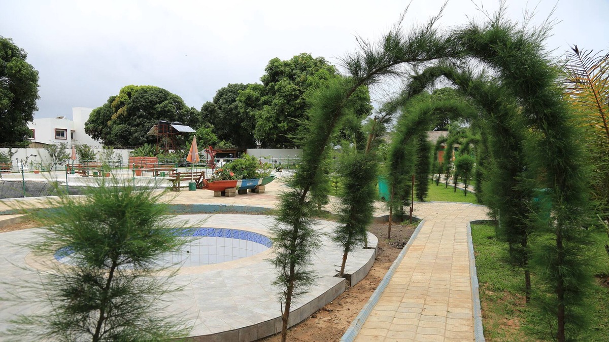 Kololi Cabin | MANGO VILLAGE - A REAL TASTE OF AFRICA UNDER THE MANGO TREES