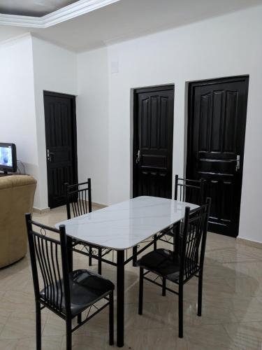 Boukiero Apartment | Manianga appart