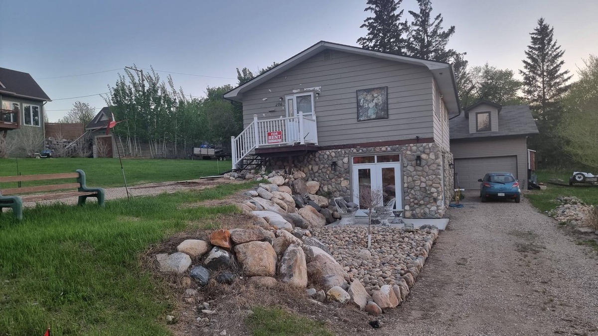 Manitou Beach House | Manitou Beach House, family and pet friendly accomodation