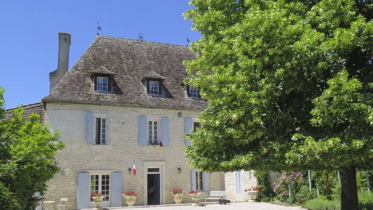 Agnac Other | Manoir Colombe - Eight Bedroom Castle, Sleeps 20