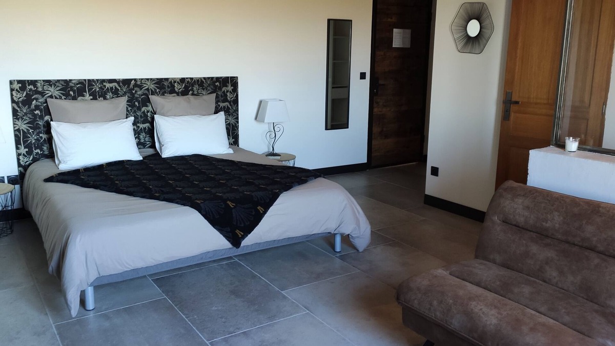 Vestric-et-Candiac Bed & Breakfast | Manoir Du Marquis De Montcalm - Suite double