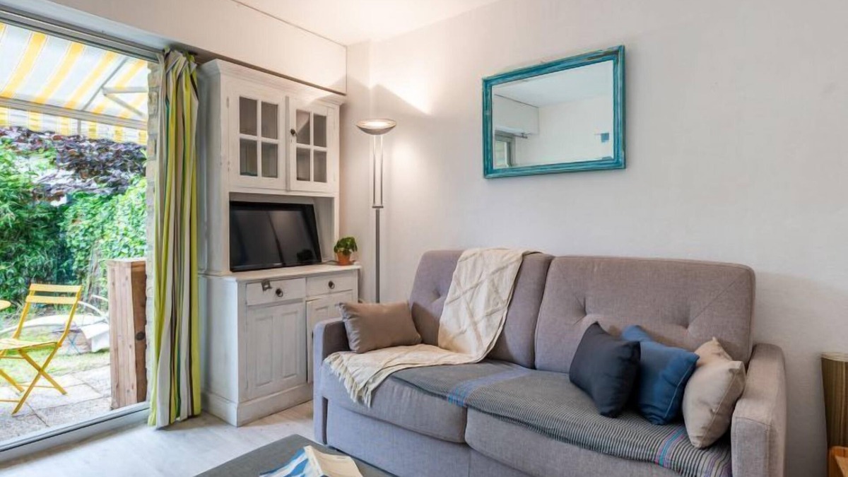 Carnac Apartment | Manoir du Men Gwen by Interhome