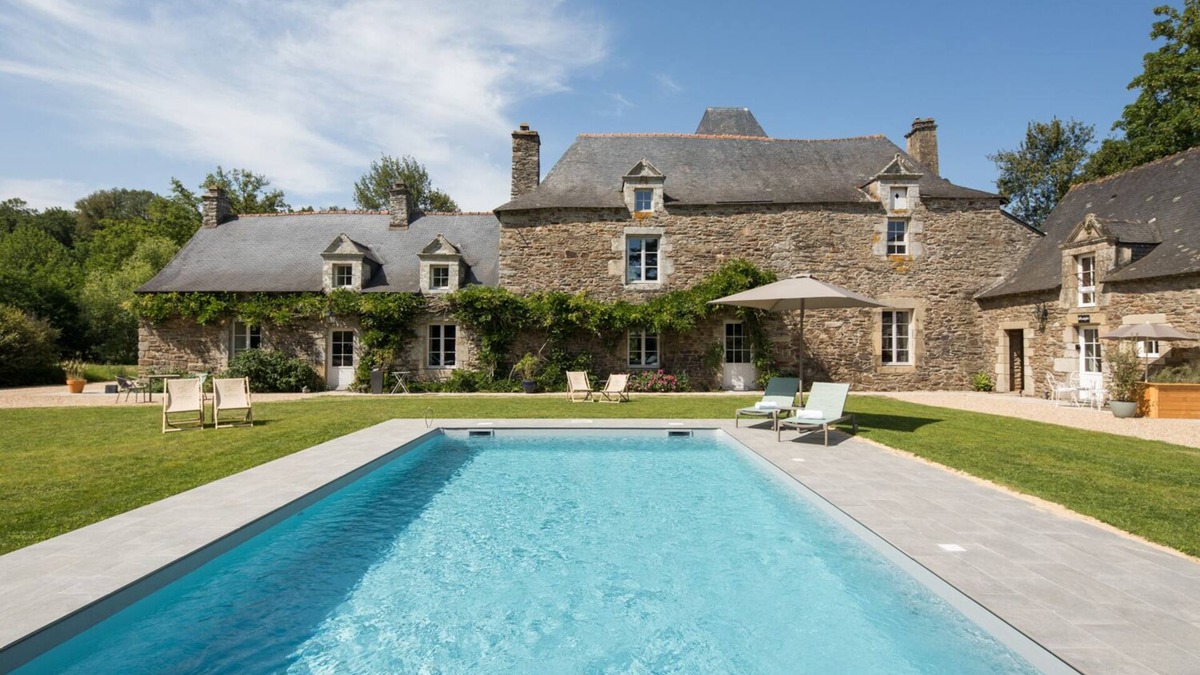 Malansac Bed & Breakfast | MANOIR DU VAU D'ARZ - Bed and Breakfast LA CATHEDRALE