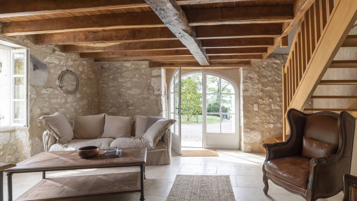Saint-Capraise-d'Eymet Villa | Manoir Du Jasmin - Seven Bedroom Villa, Sleeps 14