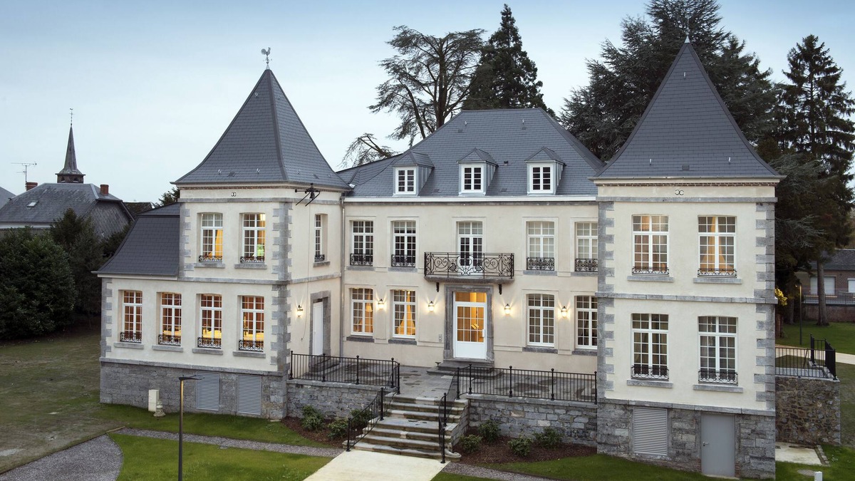 Maubeuge House | Manoir Le Carillon dOr
