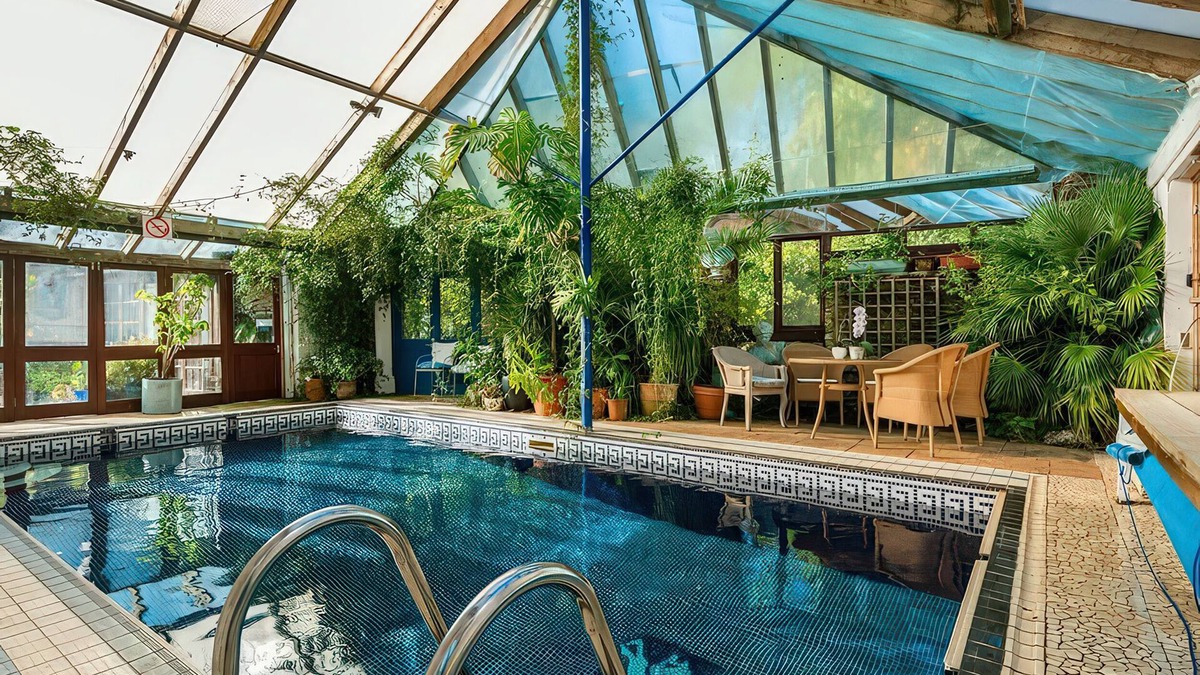 Dartmouth Cottage | Manor Farmhouse
