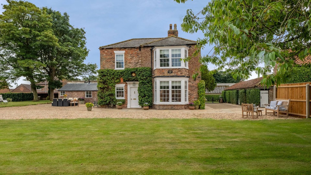 Driffield House | Manor House, Beeford, Yorkshire Coast