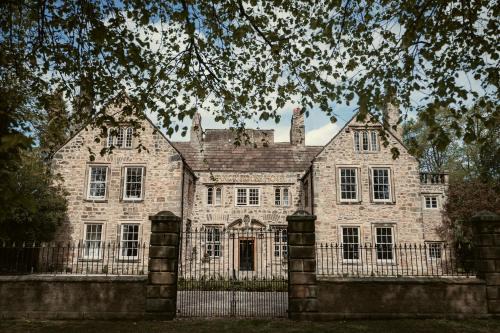 West Auckland Hotel | Manor House Hotel