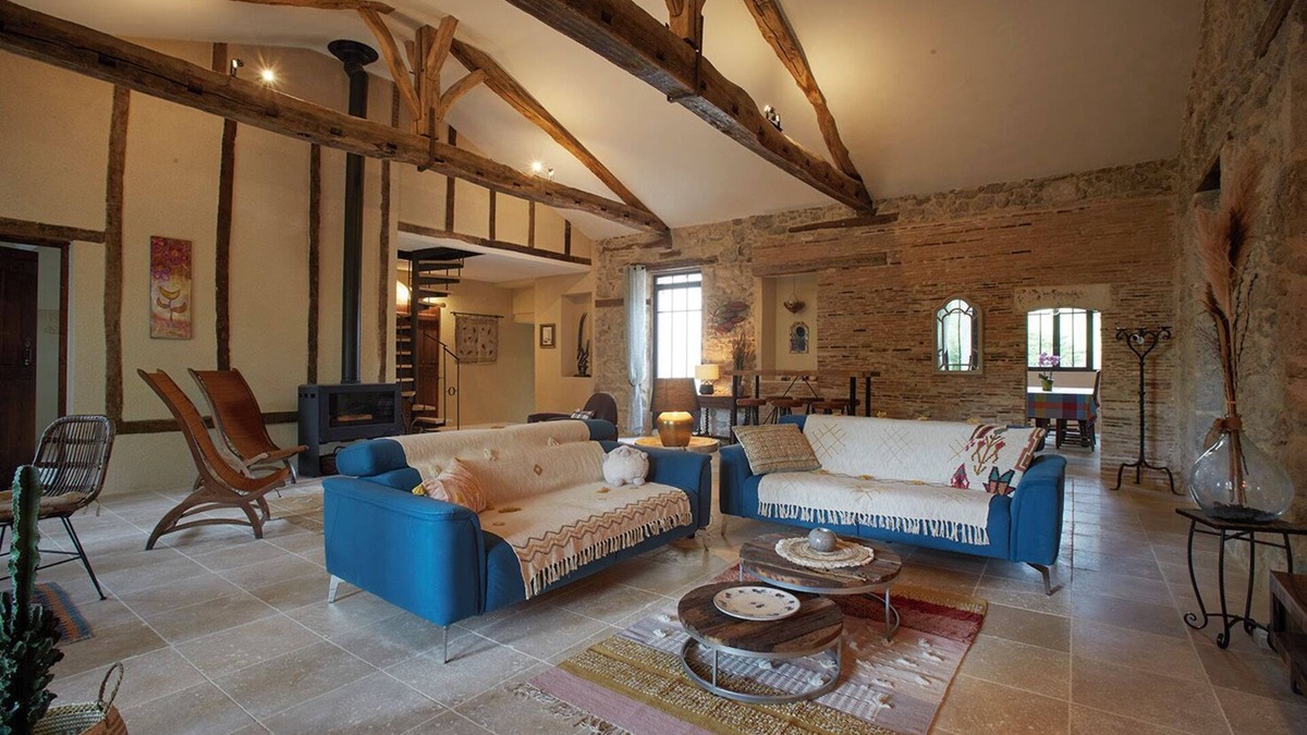 Mezin Villa | Manor House "la Tour d'Armène"
