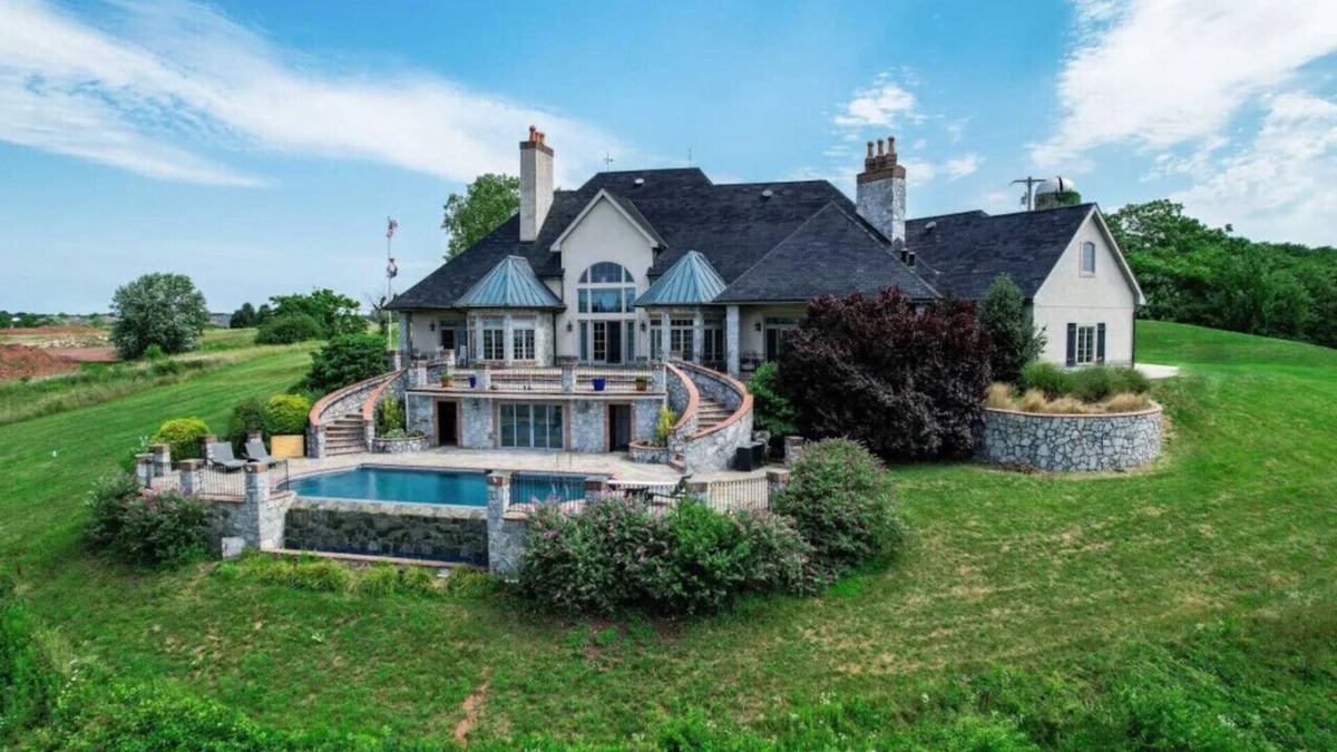 Gettysburg House | Manor on the 7th Luxury minutes away from History