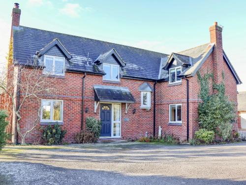 Chester House | Manor Wood