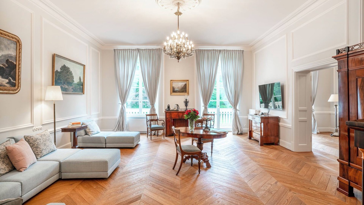 Nowe Warpno Bed & Breakfast | Manowce Palace - Suite with Garden View (Room 14)