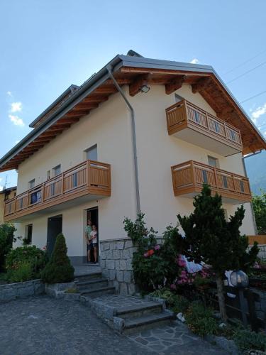 Dimaro Apartment | Mansarda a Carciato, trilocale in montagna