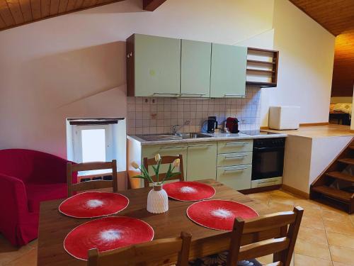Pedrinate Apartment | Mansarda di 40 mq a Chiasso
