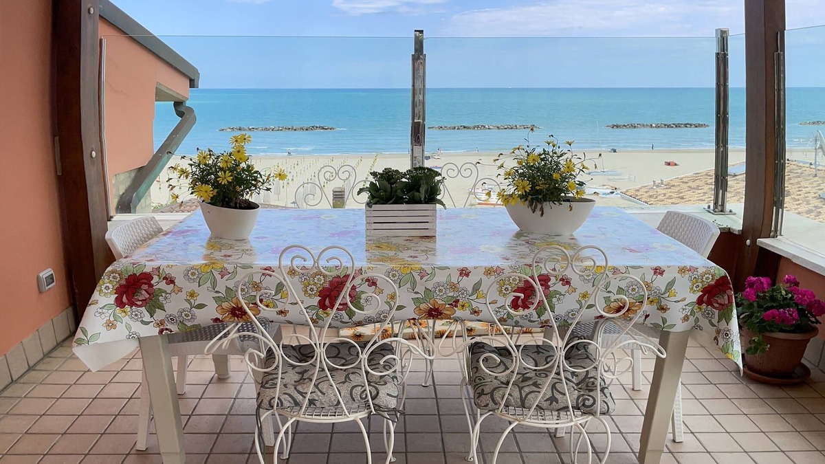 Porto San Giorgio Apartment | Mansarda La Pinetina è il posto perfetto per una vacanza al mare