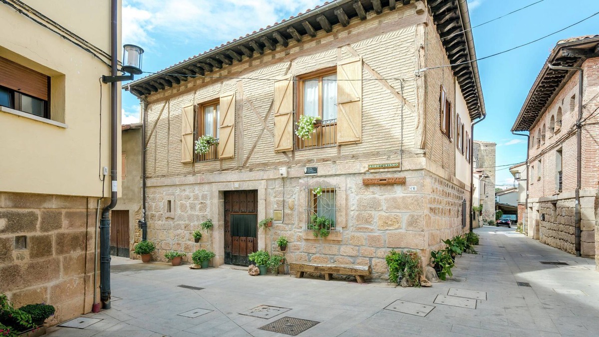 Labastida Villa | Mansion in Salinillas with Private Pool