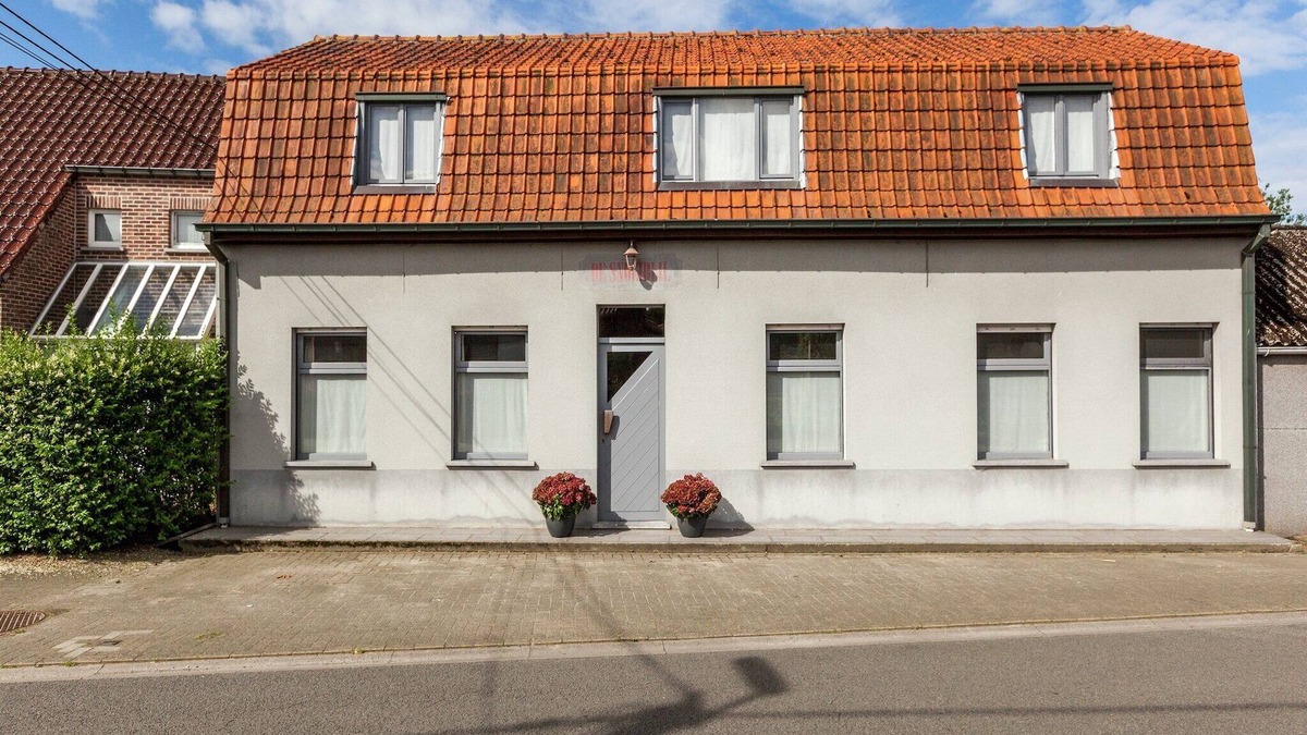 Ruiselede Villa | Mansion in Kruiskerke near Forest and Lake