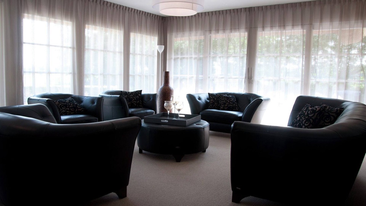 Nijensleek Villa | Mansion in Nijensleek with Sauna & Garden