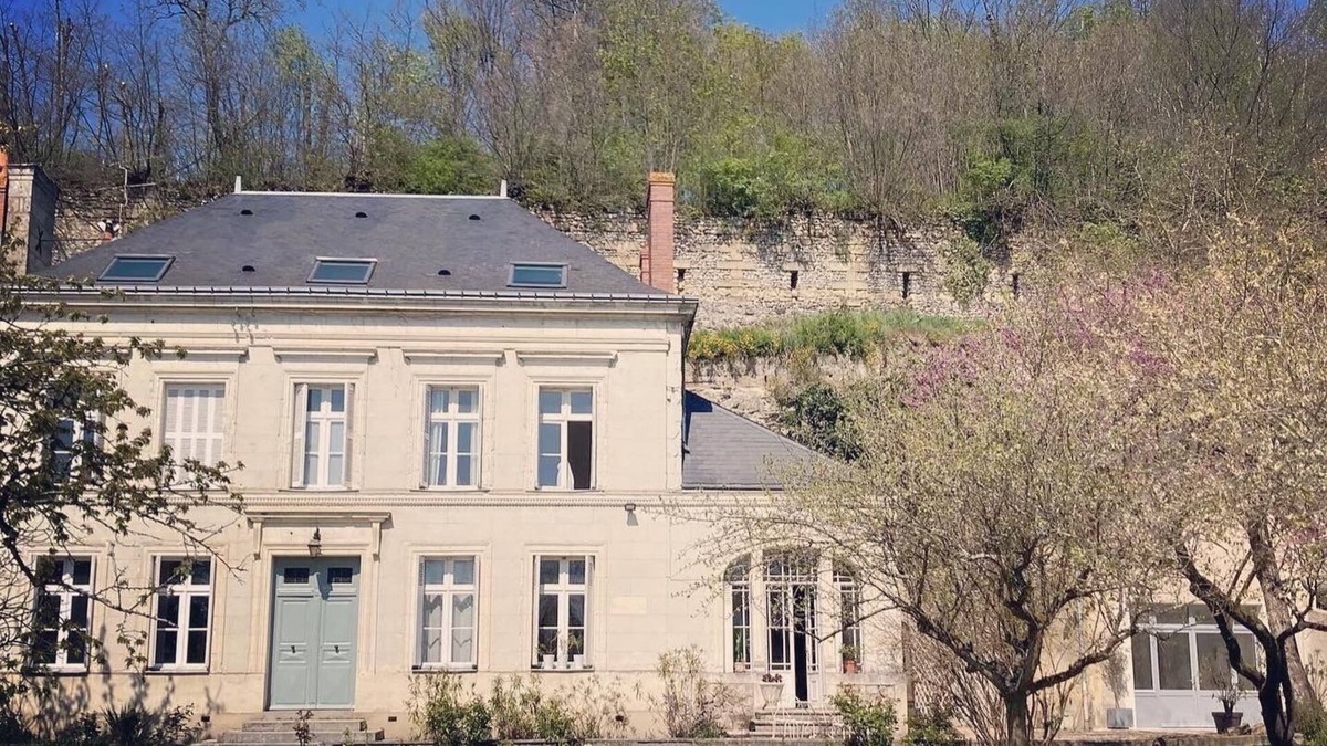 Cinq-Mars-la-Pile Bed & Breakfast | Mansion with heated swimming pool