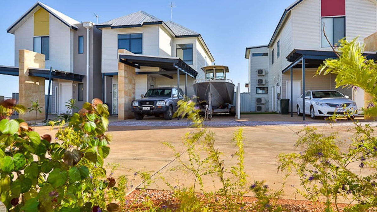 Exmouth Villa | Manta - Contemporary 2 storey Villa with a private jetty for your boat.