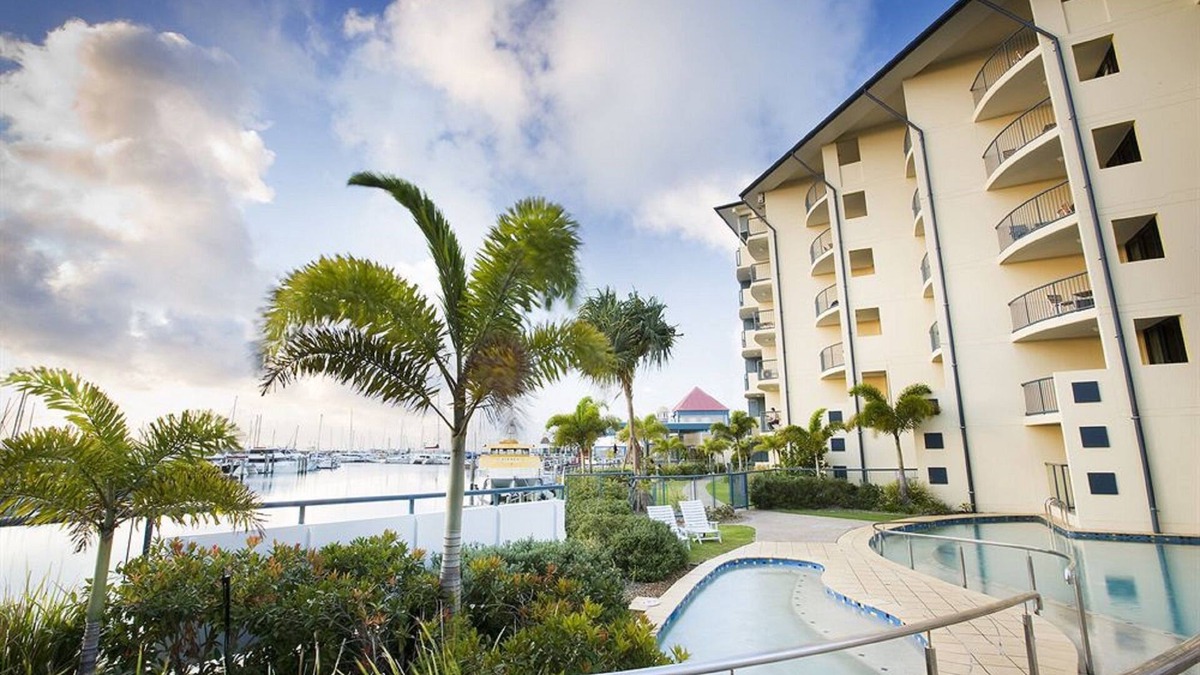 Urangan Hotel | Mantra Hervey Bay