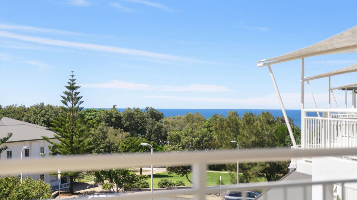 Kingscliff Apartment | Mantra on Salt Beach Resort - Oceanview 1BR Apartment by uHoliday