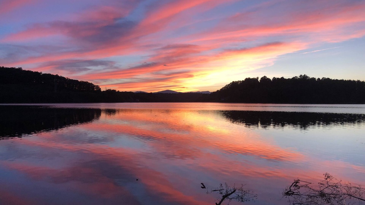Rifton House | Many perfect sunsets at the magical house on the lake