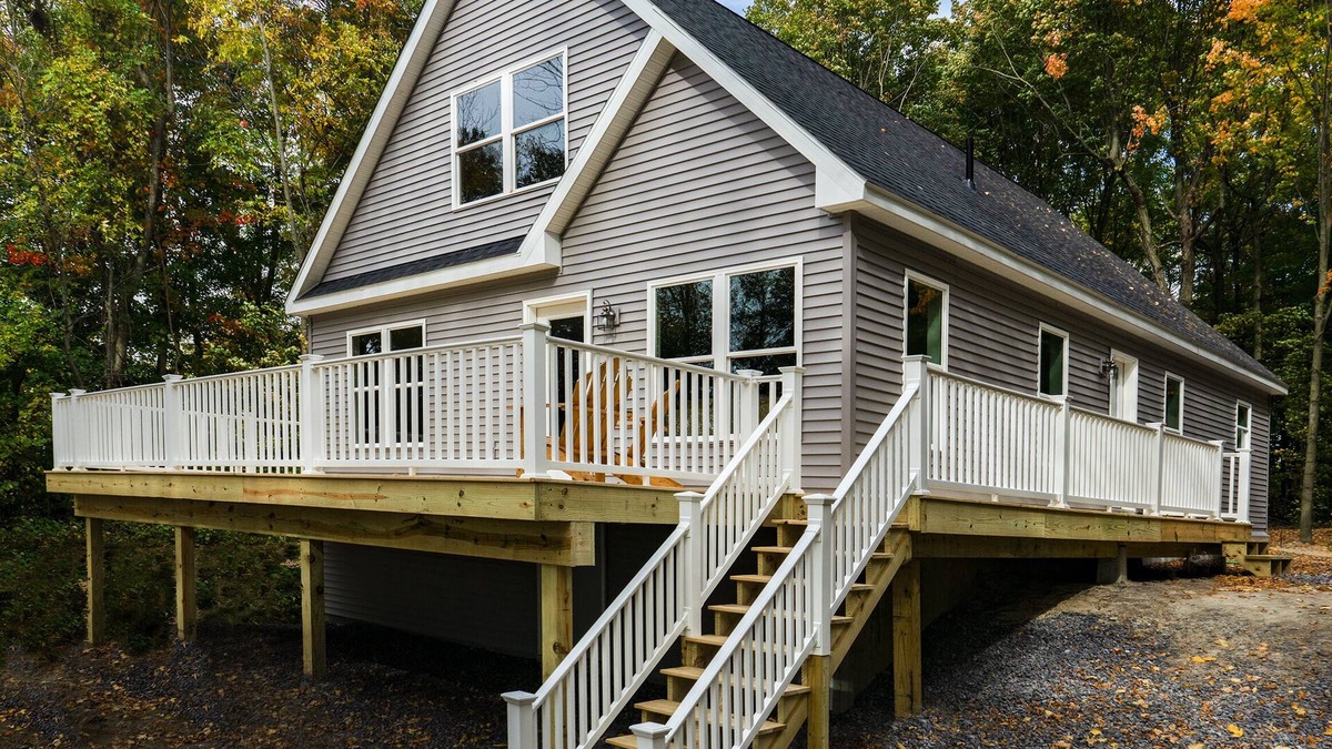 Mooers Forks House | Maple Cove Lakefront Home