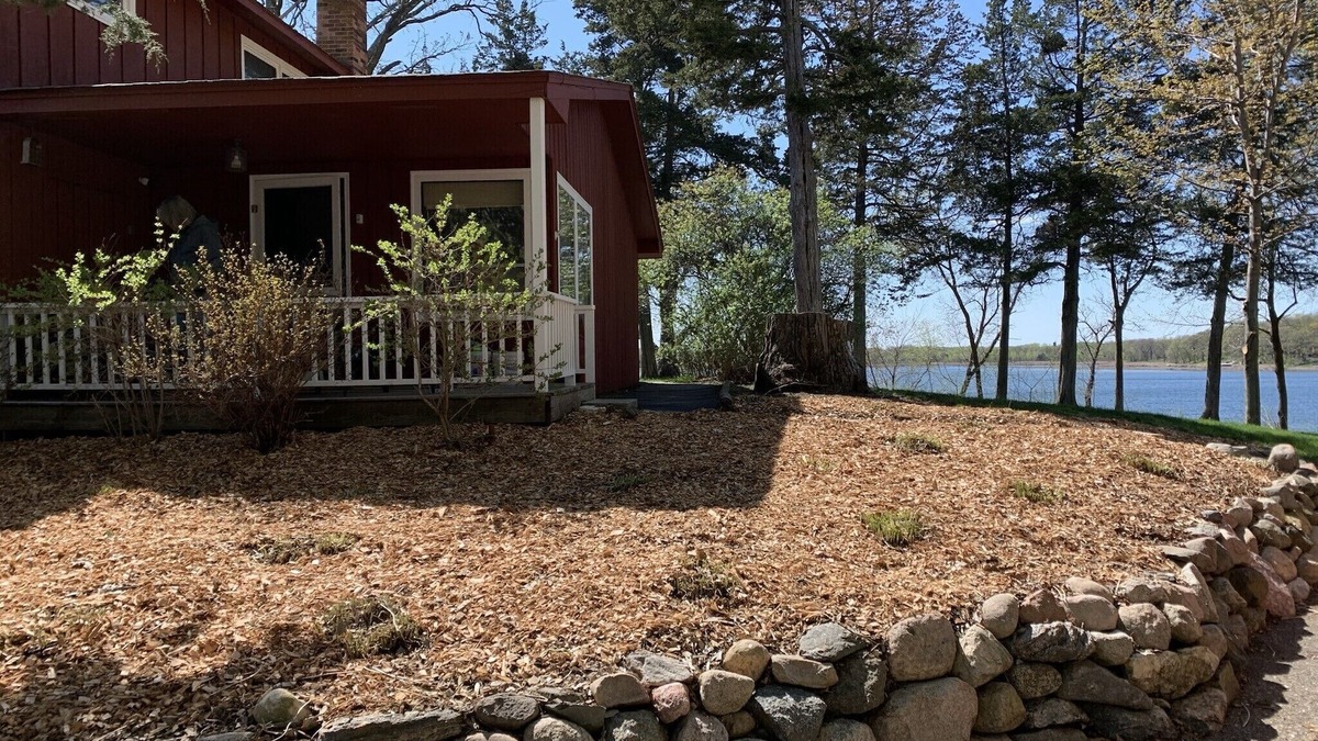 Annandale House | Maple Hill Lodge on Clearwater Lake. Pool, Beach and Boat Slip! (Annandale)