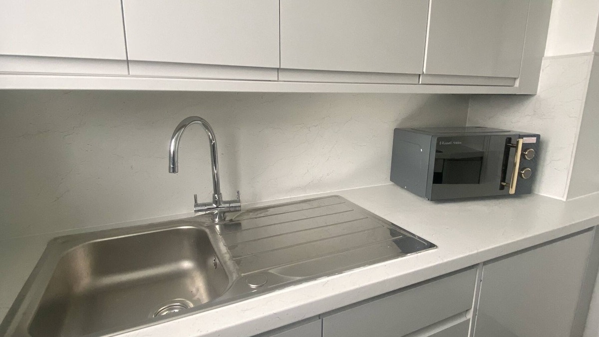 Woodside Apartment | Maple Lodge