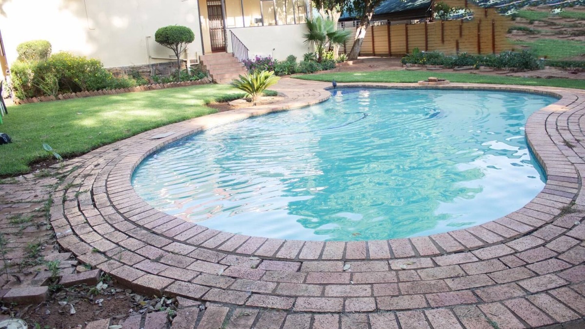 Sunnyside Bed & Breakfast | Maple's Guest House