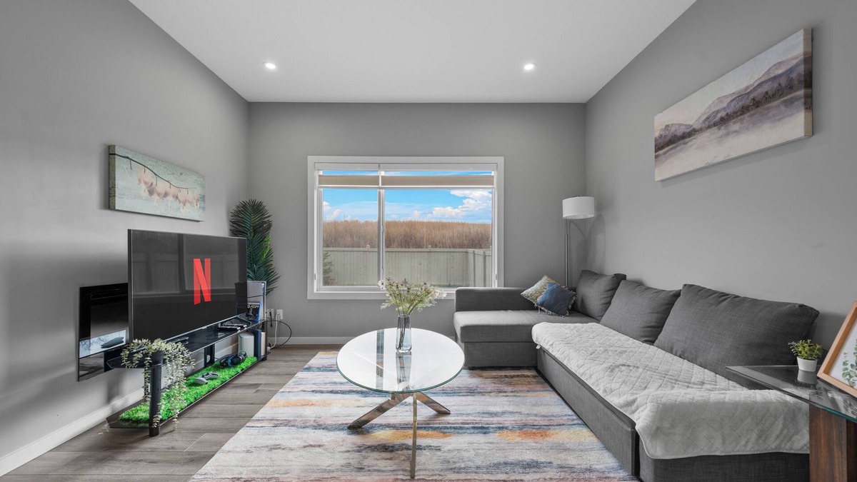 Southeast Edmonton House | Maple's Nest
