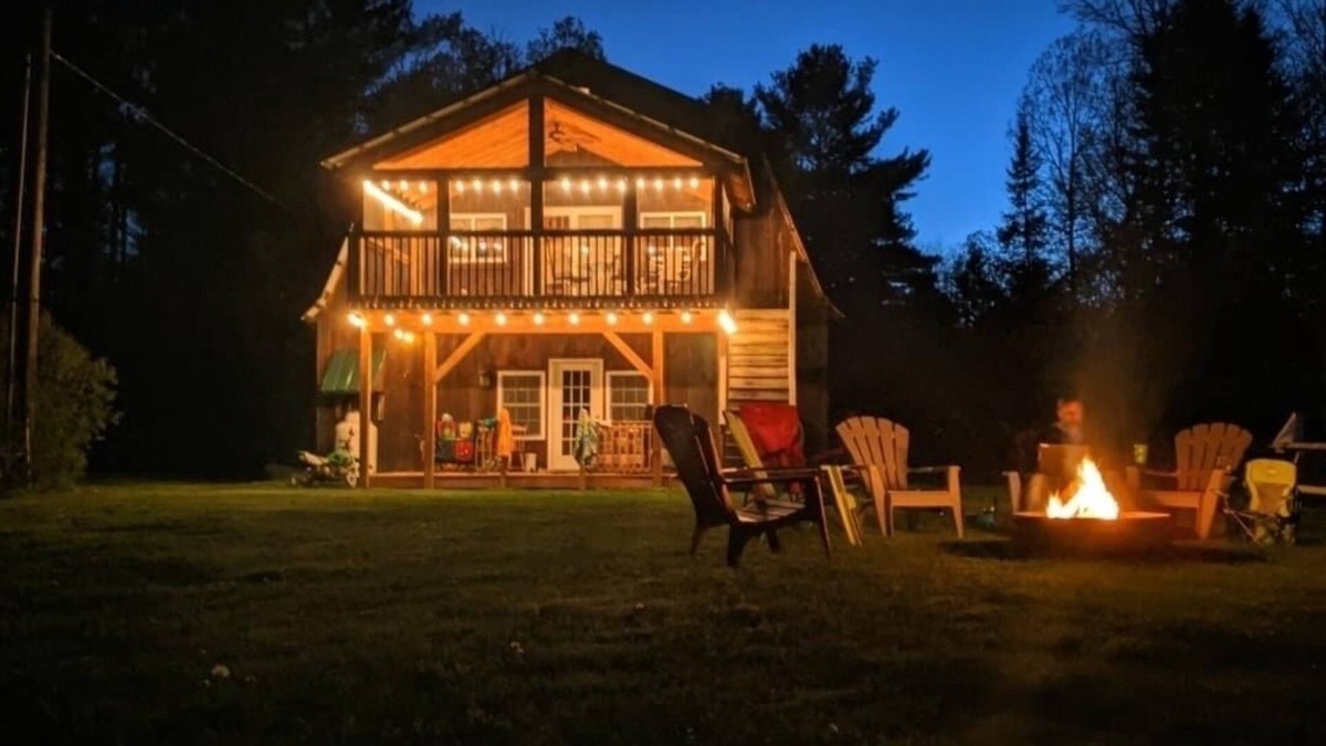 Groton House | Maple Streams - Vermont Getaway