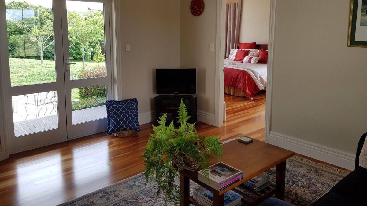 Puketapu Apartment | Mapua Orchard Retreat (Self Contained Studio)