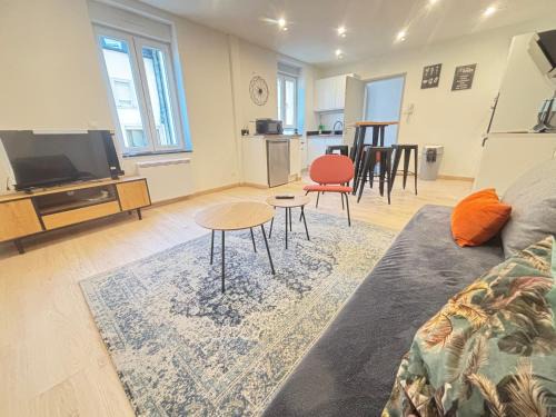 Clouange Apartment | Maréchal 1 Parking 4 Couchages