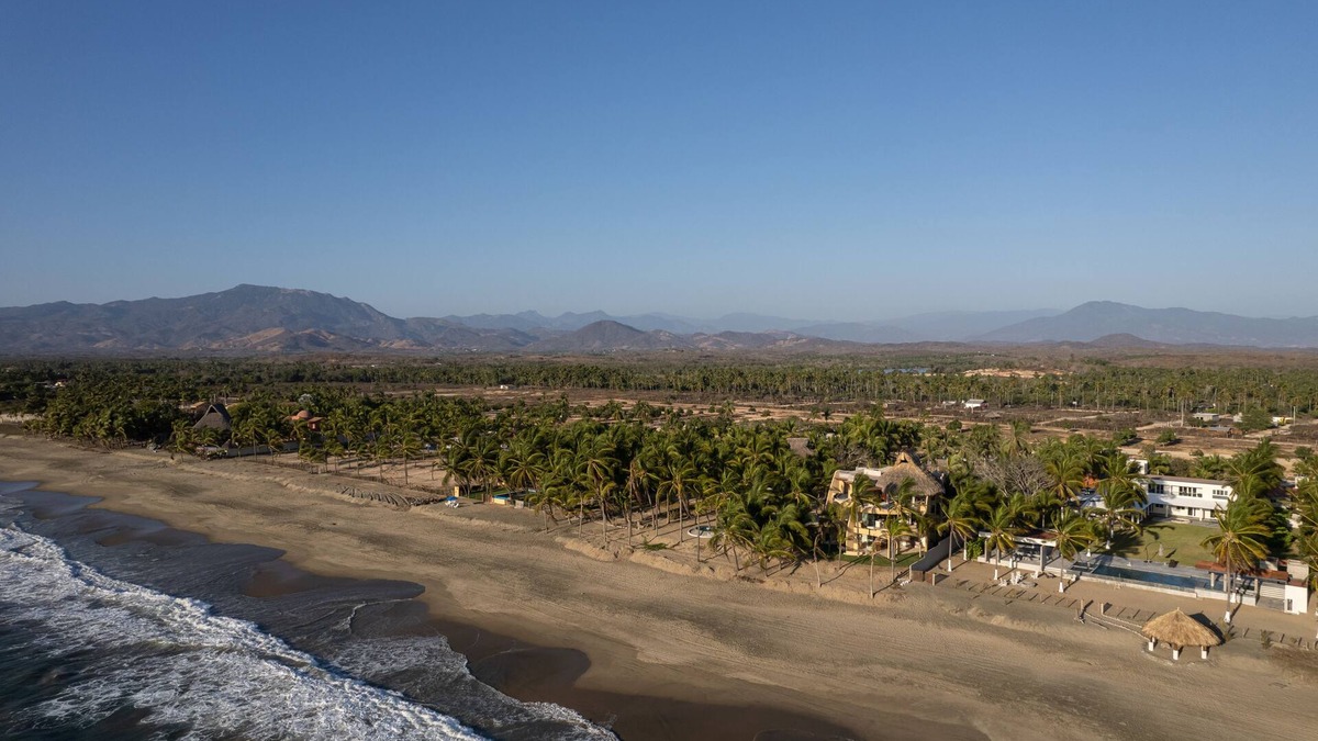 Barra de Potosi Apartment | Mar de Coco Beach Front Villas