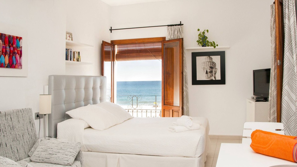 Old Town Apartment | MAR - ESTUDIO CON VISTAS AL MAR