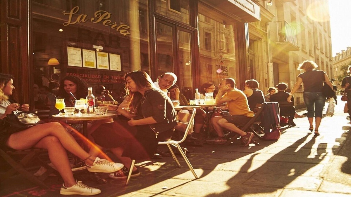 Quartier Saint-Ambroise Apartment | Marais Beaumarchais Voltaire- we serve you in style!