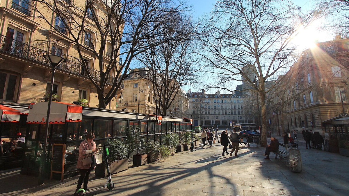 Saint-Gervais Condo | Marais - Sicile - Sainte Croix de la Bretonnerie -Gay Paris