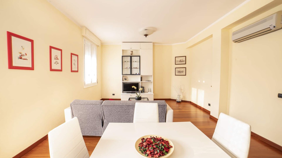 Maranello Apartment | Maranello Lodge & Motors 2 Km from Maranello (Mo) - CIN: IT036019C2QTEPQQW4