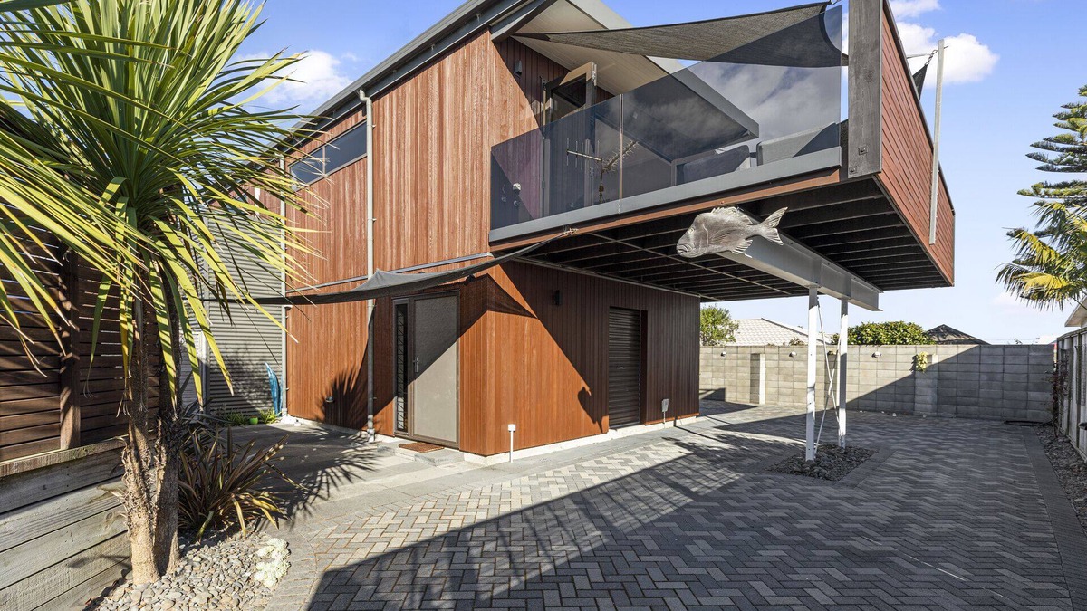Mount Maunganui House | Maranui BeachSide Retreat - Mt Maunganui Home