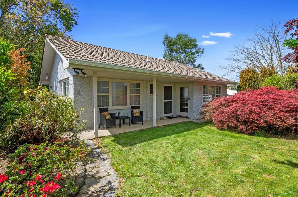 Takaka House | Maratoa - Takaka Holiday Home