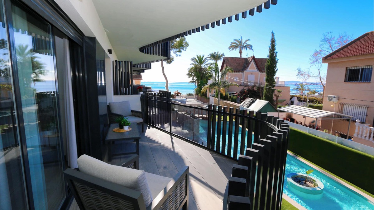 Santiago de la Ribera Apartment | Marau Beach directly on the beach and Mar Menor