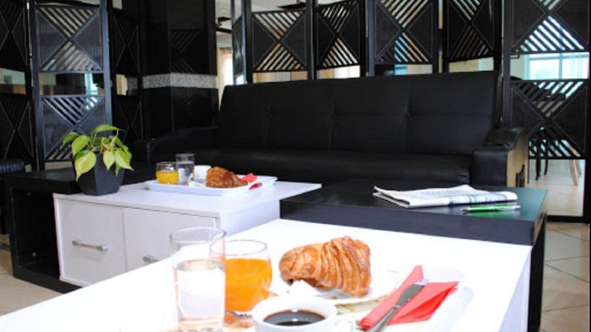 Oran Hotel | Maraval