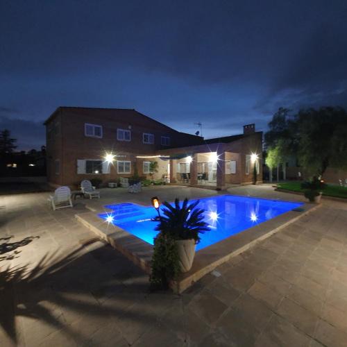 La Pobla de Vallbona Bed & Breakfast | Maravisa