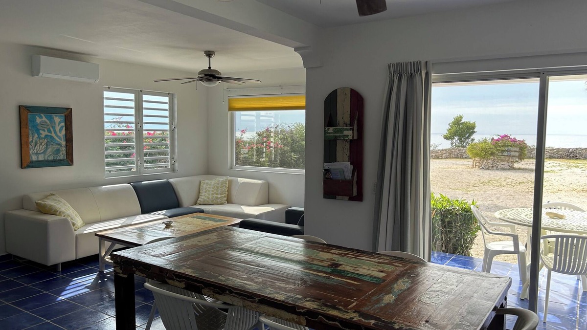 Sabana Westpunt House | Marazul Dive Resort. 3 Bedroom Seafront house. Dive, Snorkel, amazing sunsets