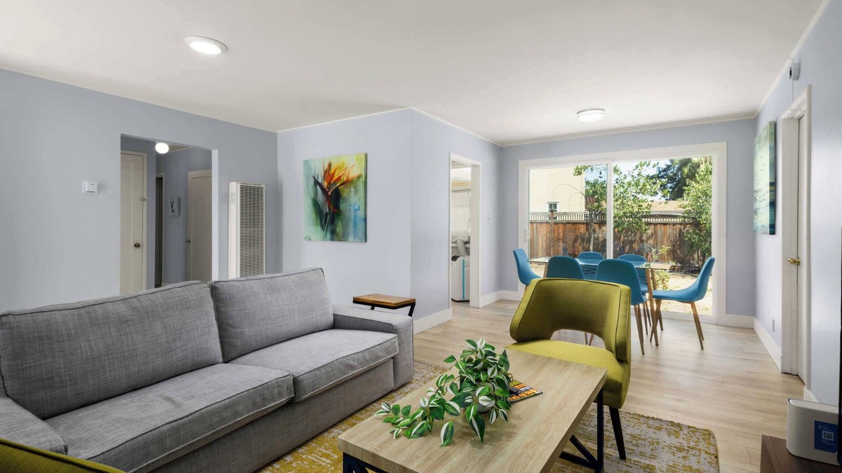 Cambrian Park House | @ Marbella Lane - Alluring & Spacious 3BR Home