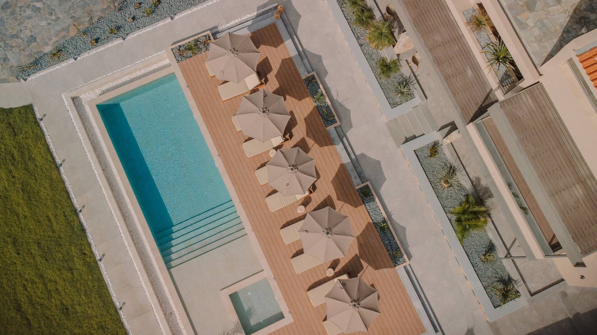 Karteros Apartment | Marble Luxury Suites