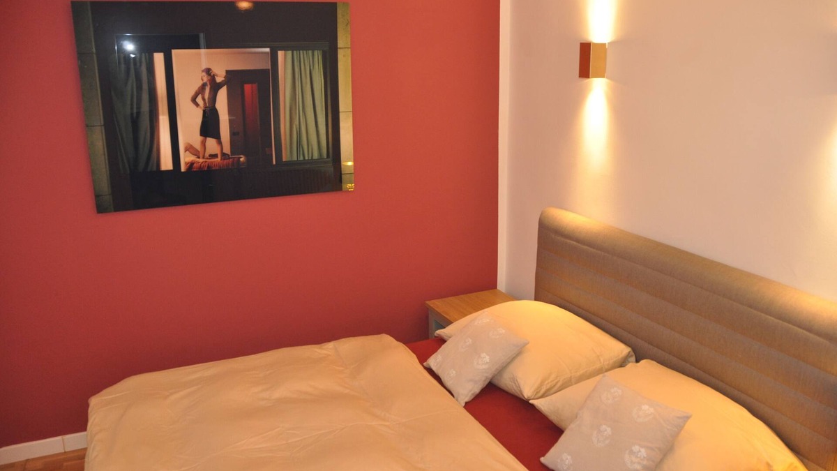 Marburg Apartment | Marburg - 2-room APARTMENT in the GREEN, GARDEN, TERRACE, QUIET, GREAT PANORAMIC VIEW!